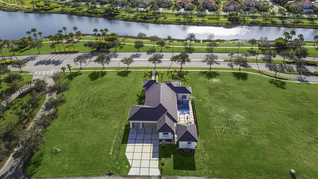Photo of 11858 SW Westcliffe Lane, Port Saint Lucie, FL 34987 (MLS # R10943633)