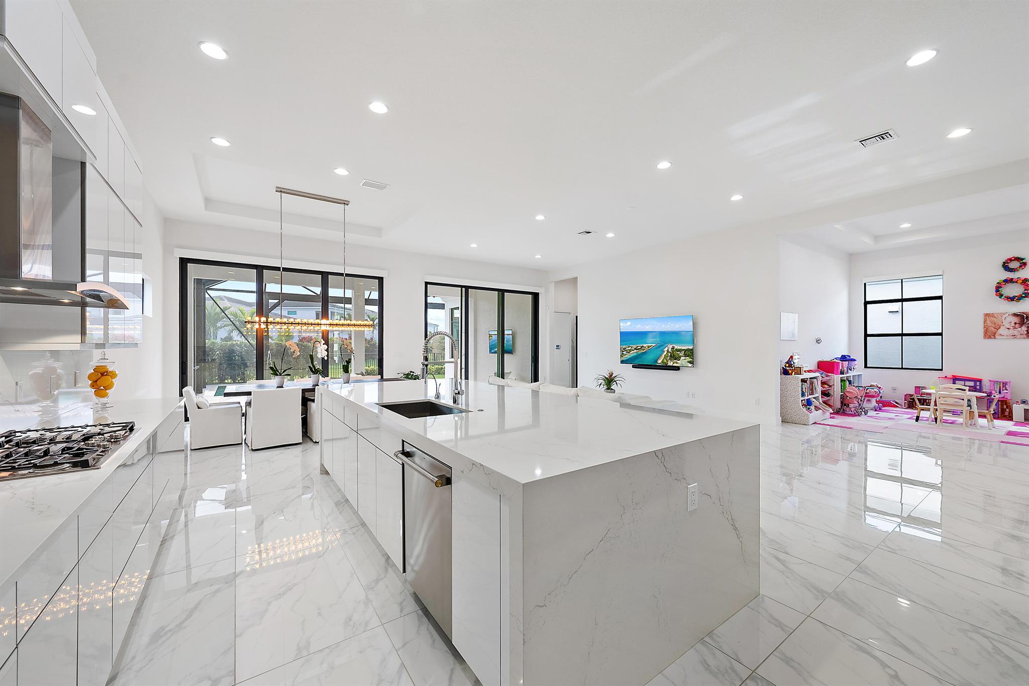 13159 Artisan Circle