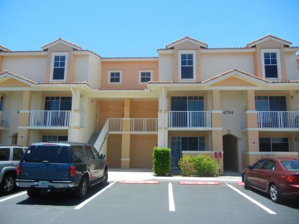 Photo of 4784 S Central 14 Boulevard #14, Jupiter, FL 33458 (MLS # F10487393)