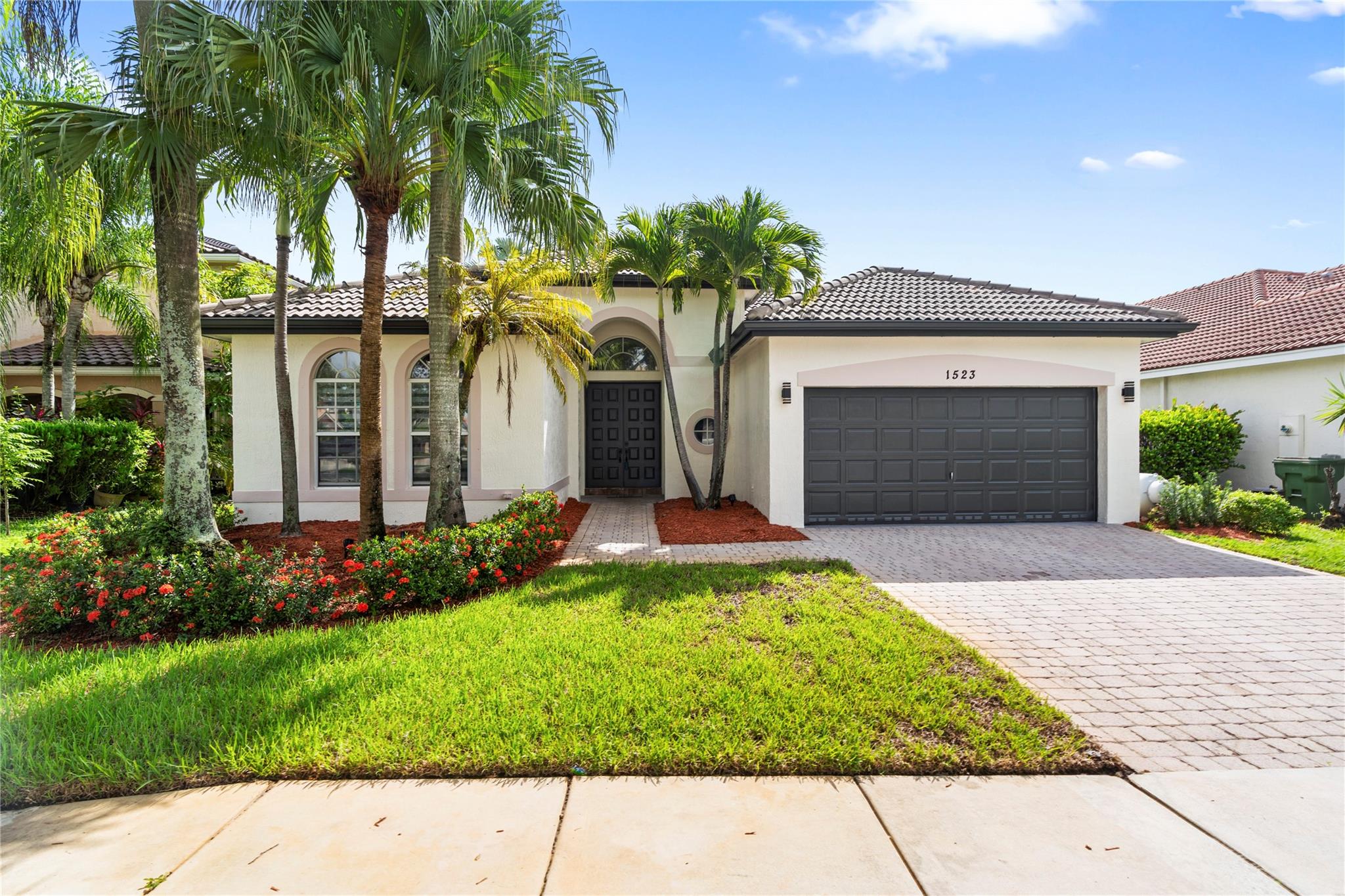 This beautifully remodeled home features fresh interior and exterior paint, brand-new vinyl flooring, new light fixtures, updated bathrooms , new landscaping with new grass, and new saltwater pool equipment for the heated swimming pool. With modern upgrades throughout and a move-in ready condition, this home offers comfort, style, and year-round outdoor enjoyment