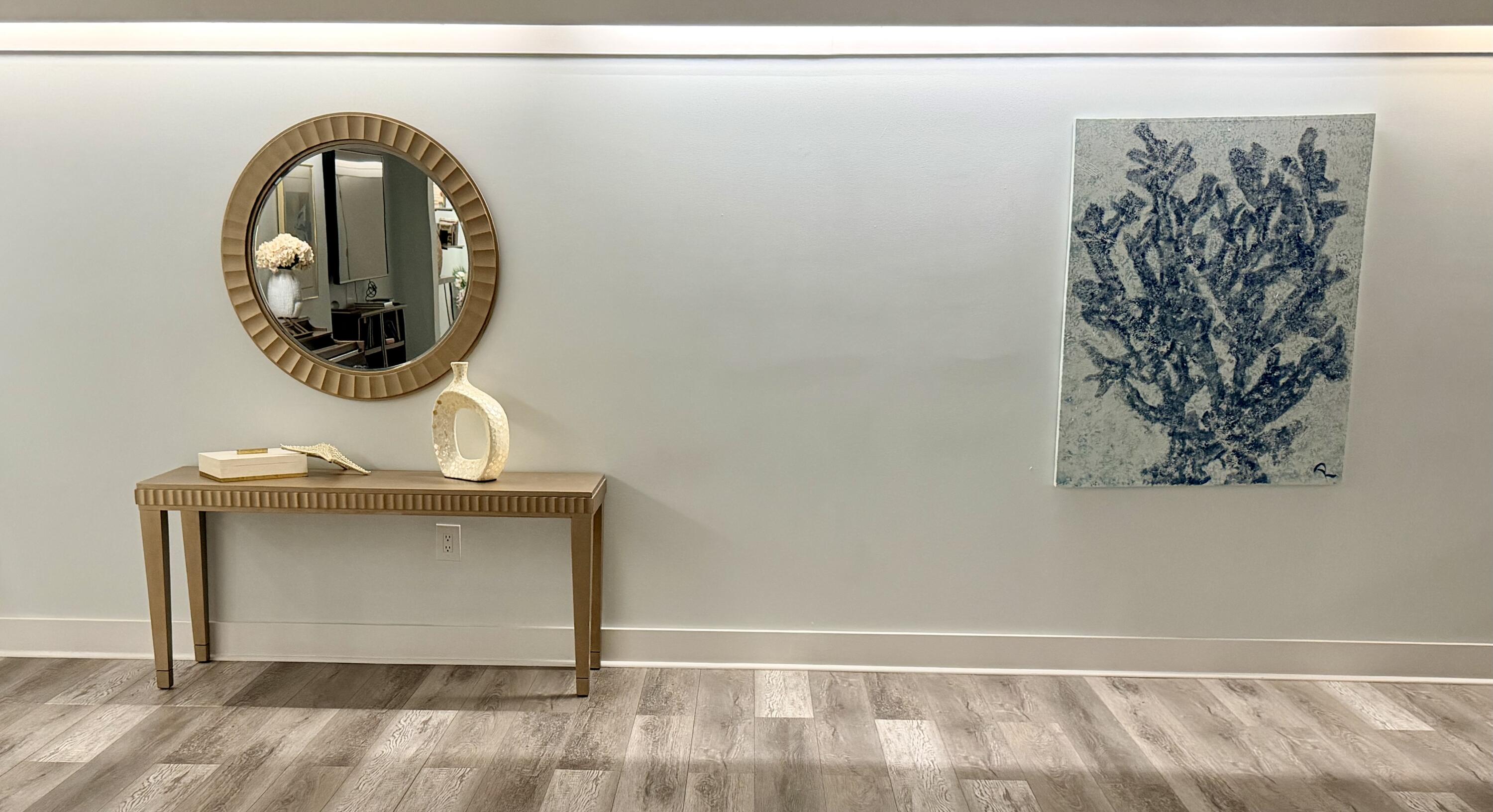 BARCLAY CONDO - Residential