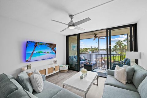 15 Royal Palm Way 202 Boca Raton FL 33432