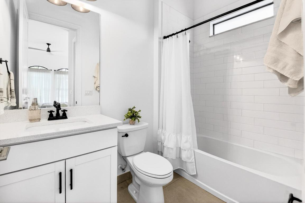 PALM MEADOWS ESTATES - Residential