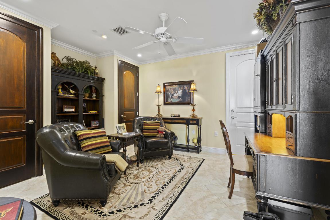 OUTRIGGER HARBOUR CO - Residential