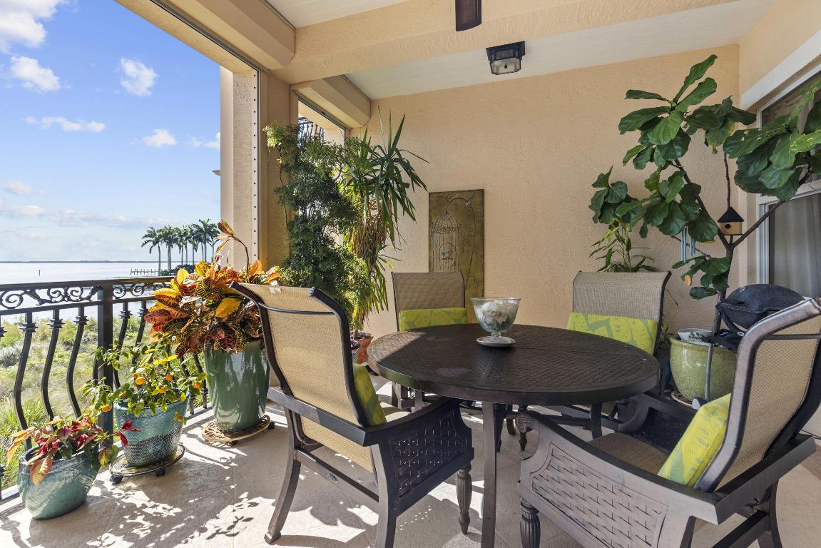 OUTRIGGER HARBOUR CO - Residential