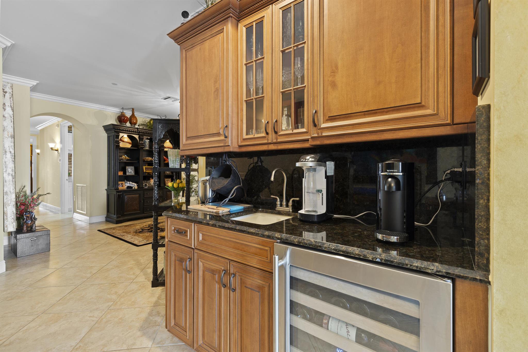 1533 NE Outrigger Landings Drive 205