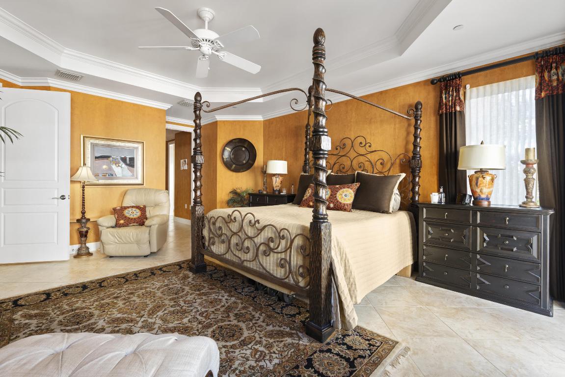 OUTRIGGER HARBOUR CO - Residential