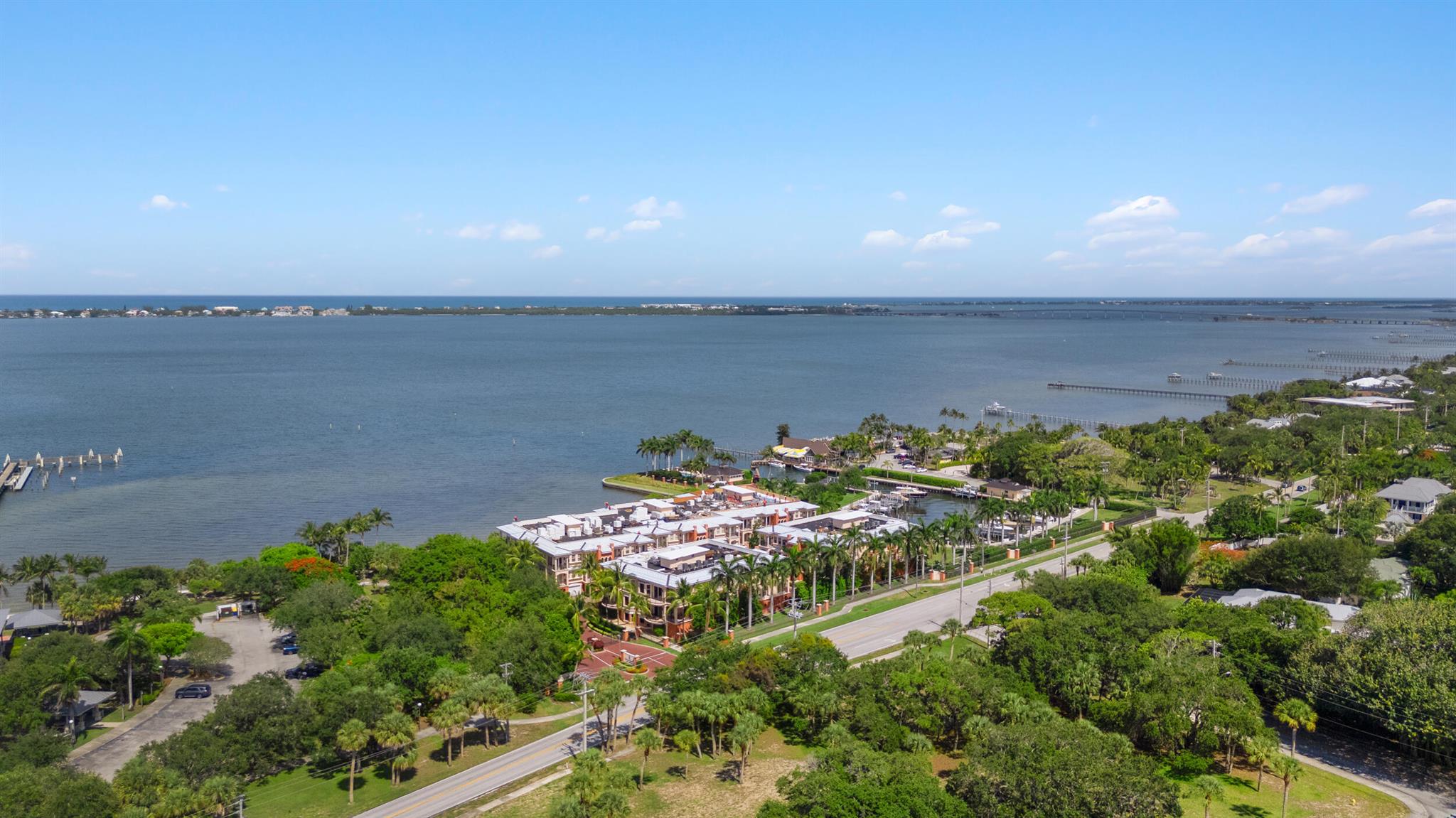 OUTRIGGER HARBOUR CO - Residential