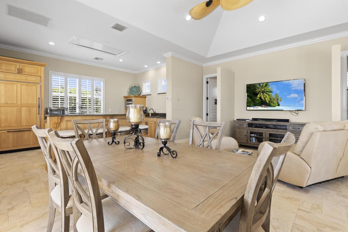 OUTRIGGER HARBOUR CO - Residential