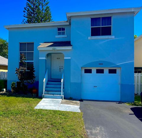 4414 SW 72nd Terrace Davie FL 33314