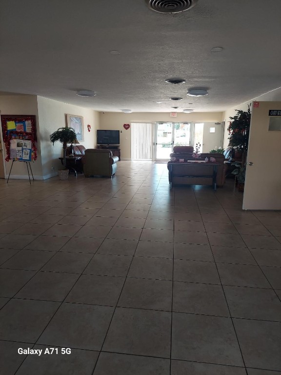 Oriole Gardens Two 58 - Residential