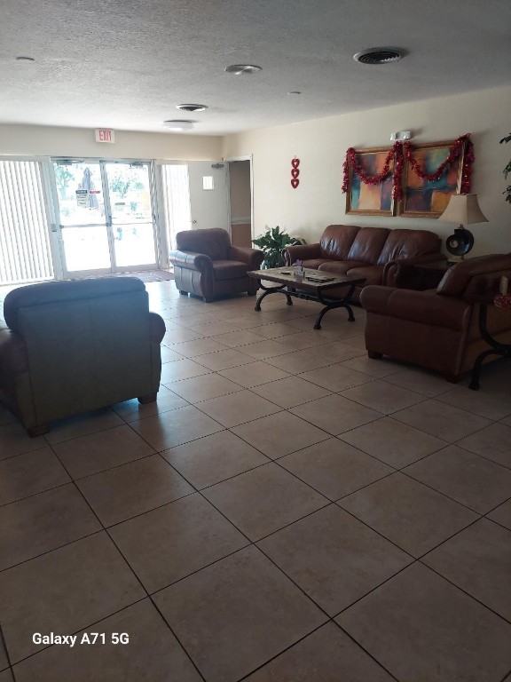Oriole Gardens Two 58 - Residential