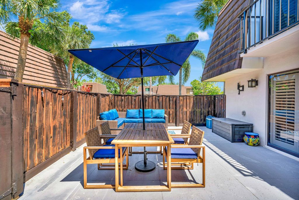 Photo of 1209 12th Court, Jupiter, FL 33477 (MLS # B26025112)
