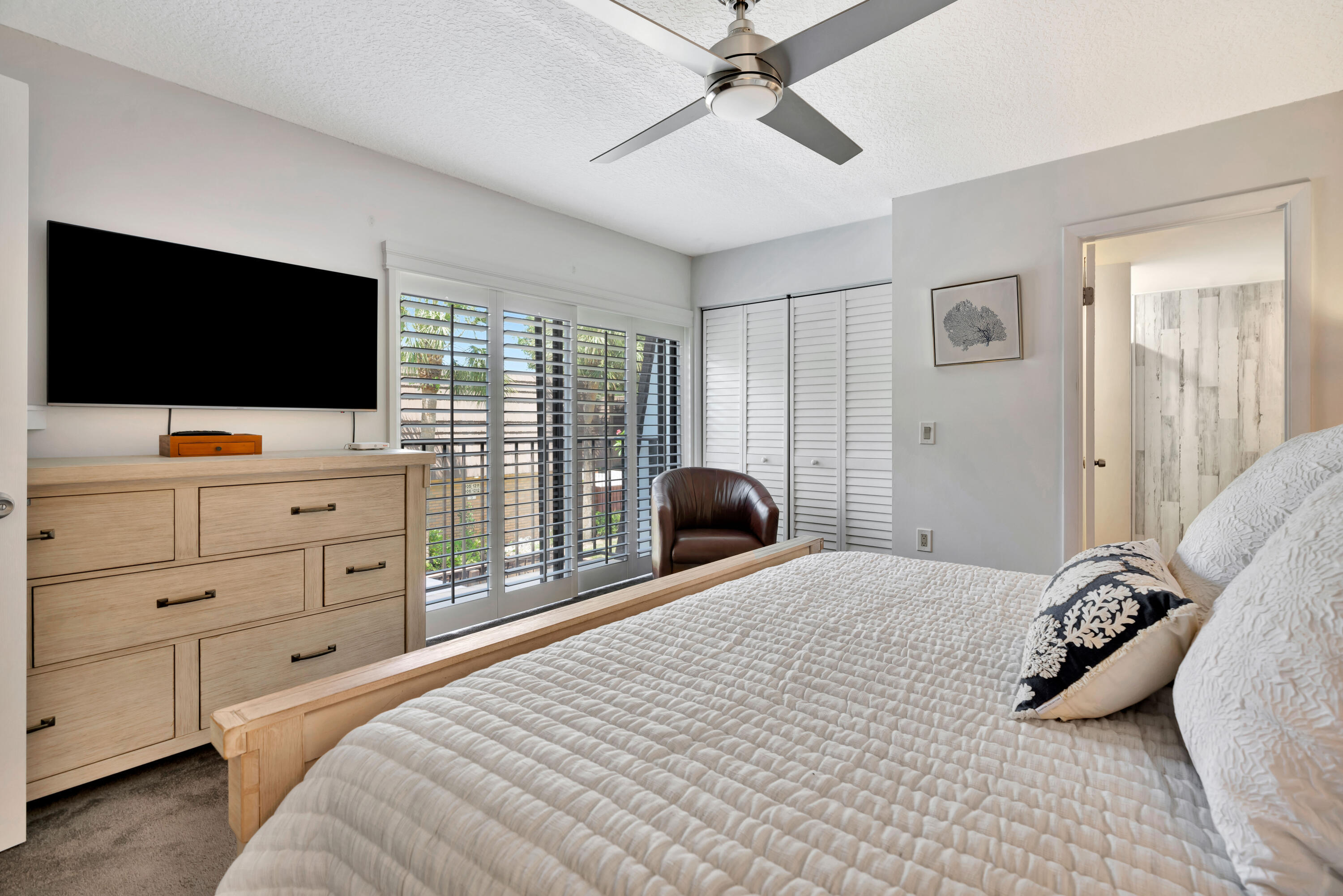 LAKES AT THE BLUFFS - Residential Lease