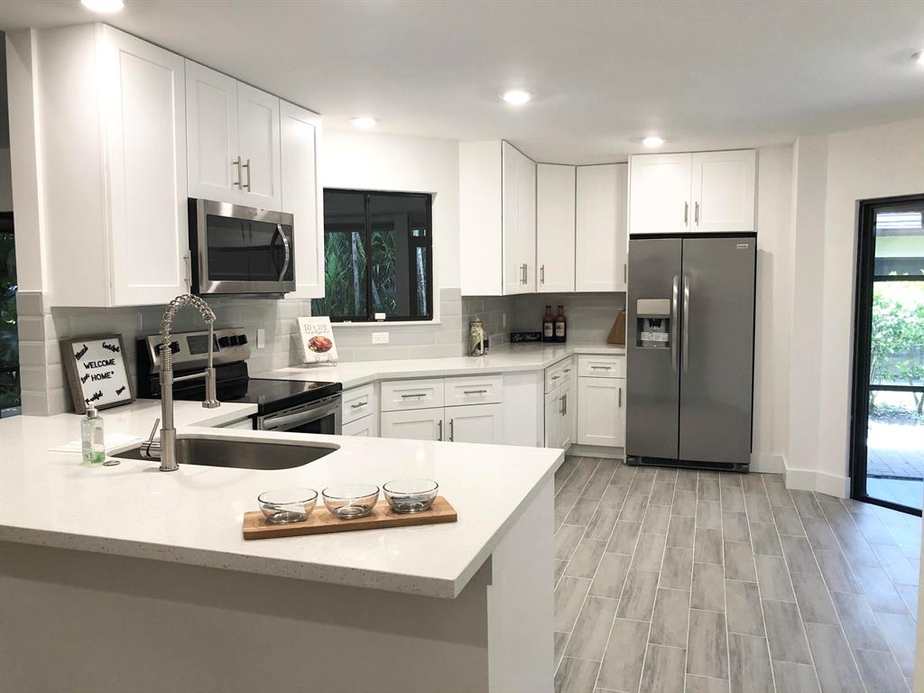 Banyan Springs - Residential