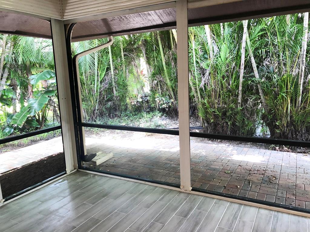 Banyan Springs - Residential