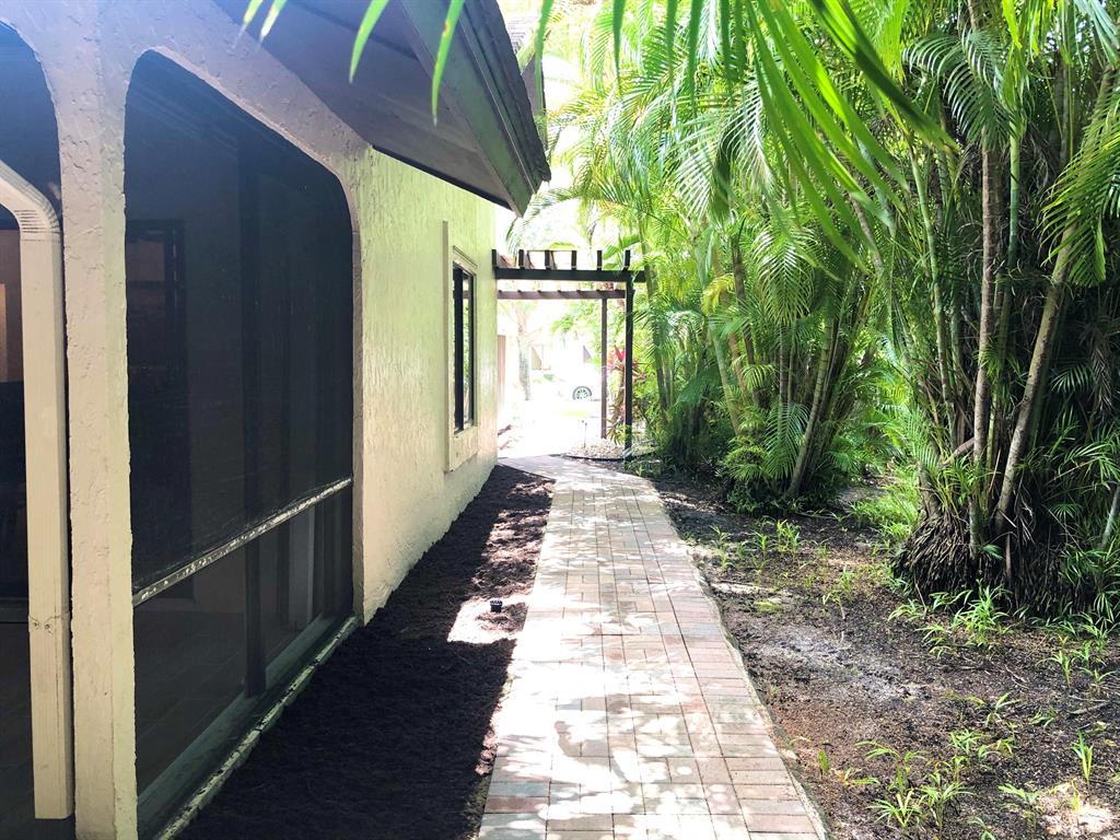 Banyan Springs - Residential