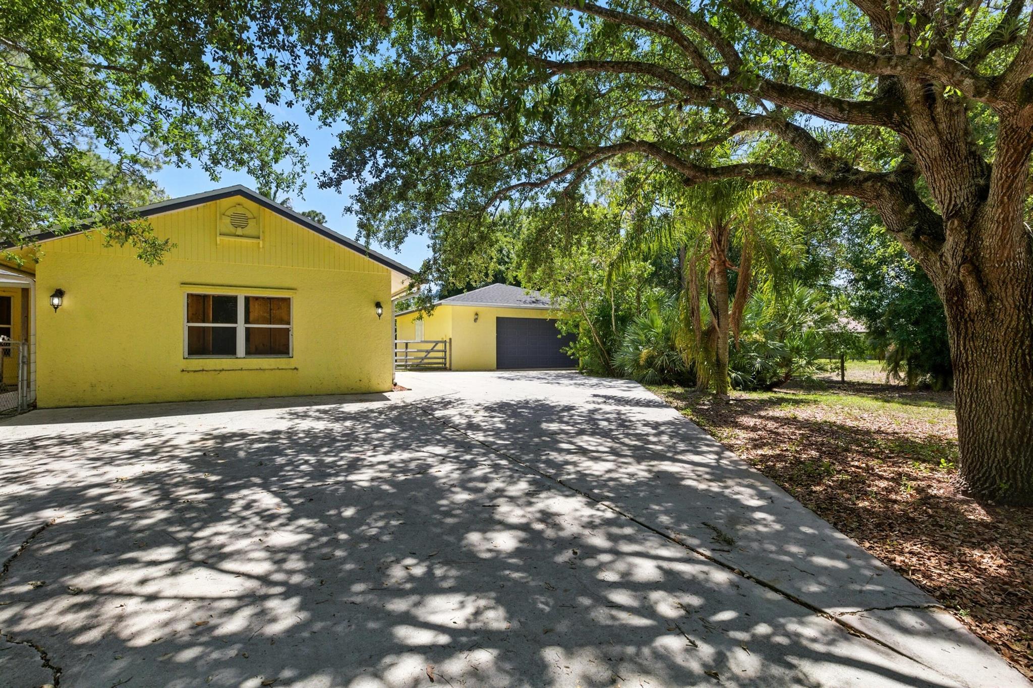 The Acreage - Residential