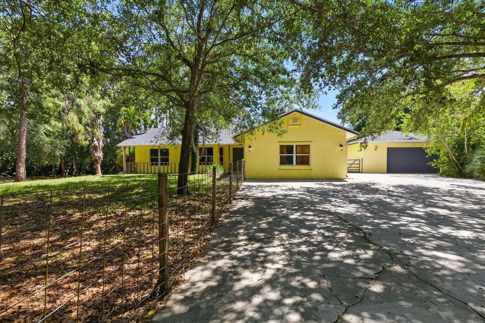 The Acreage - Residential