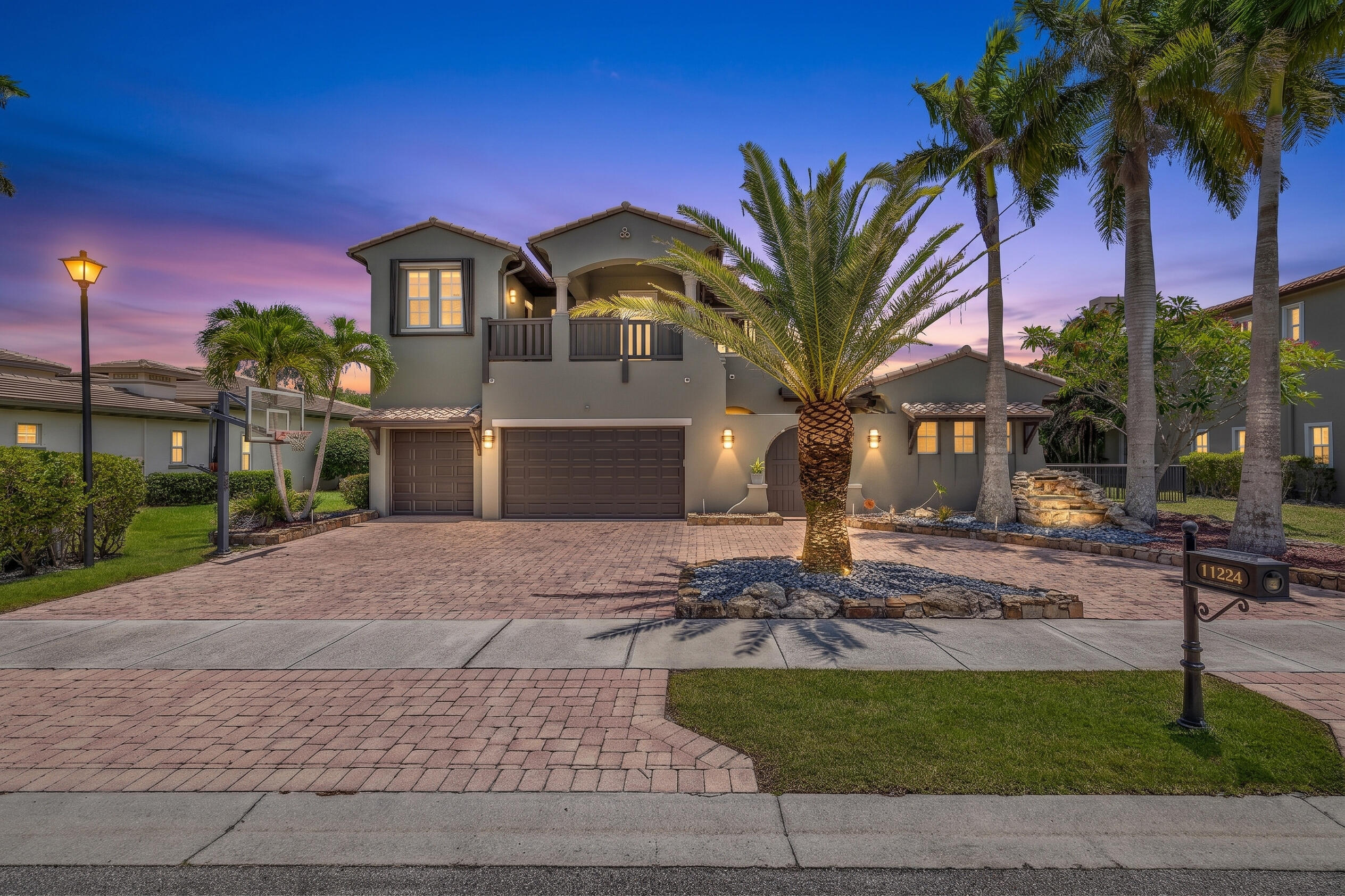 11224 NW 77th Place