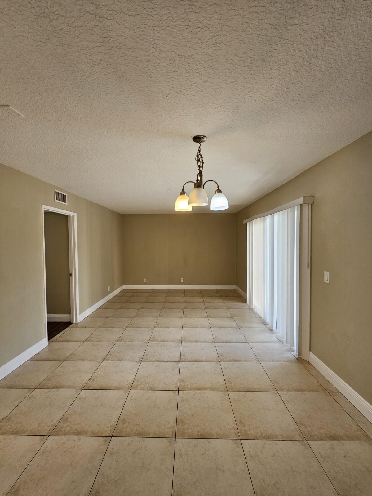 PALM BEACH PLACE CONDO - Residential Lease