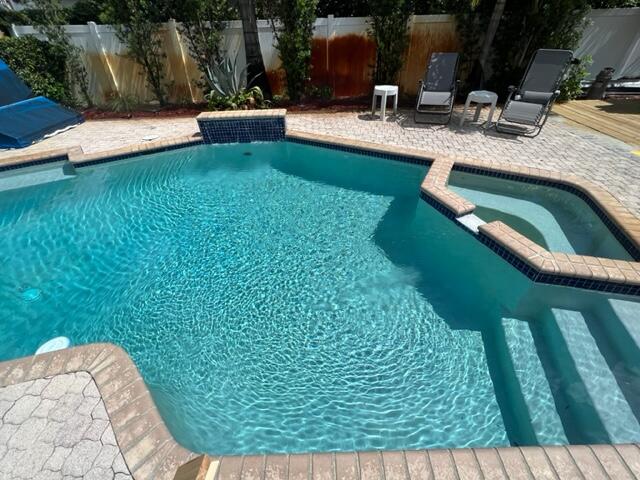 1609 SW 14TH Street