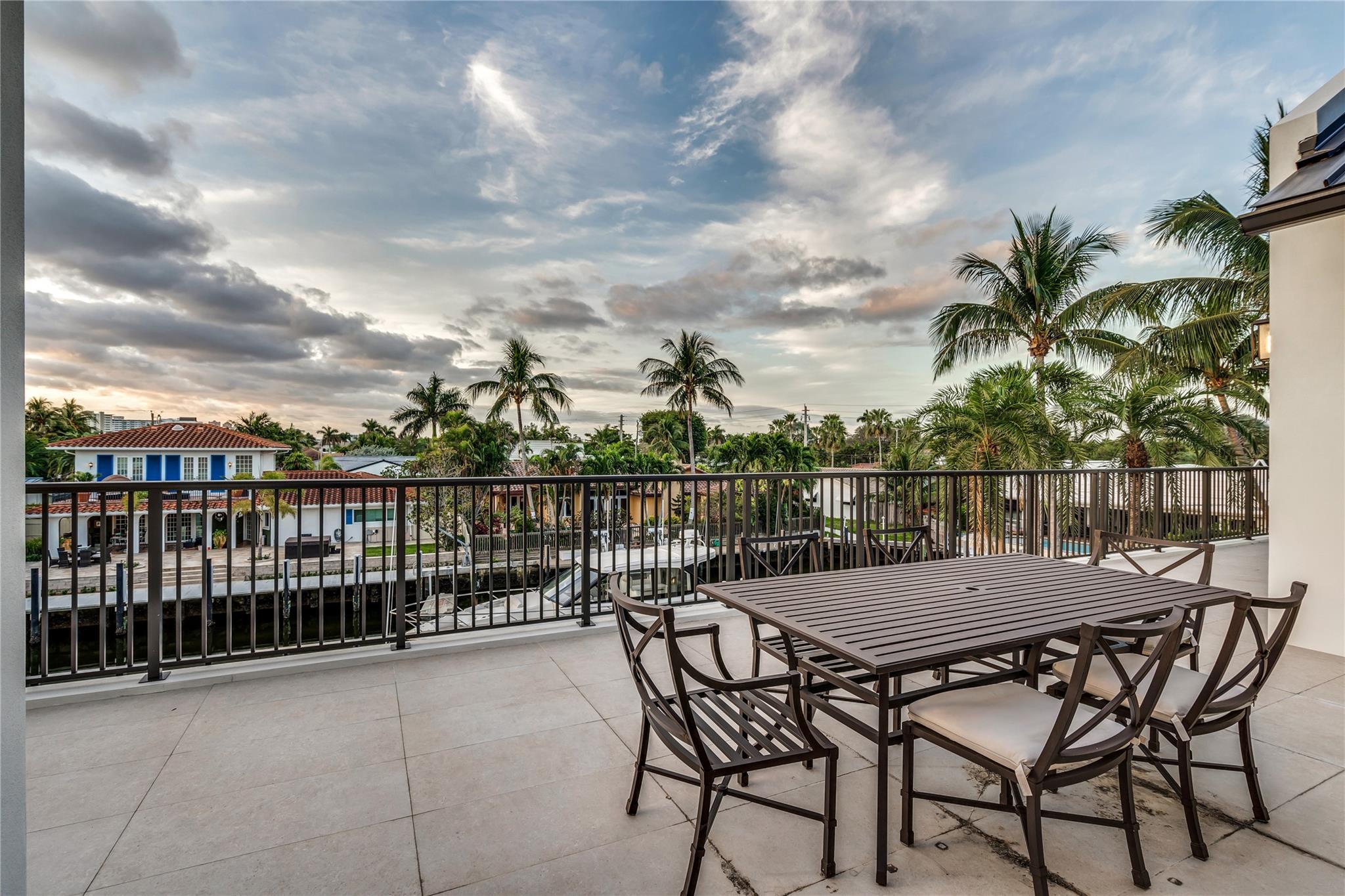 Coral Ridge Country Club - Residential