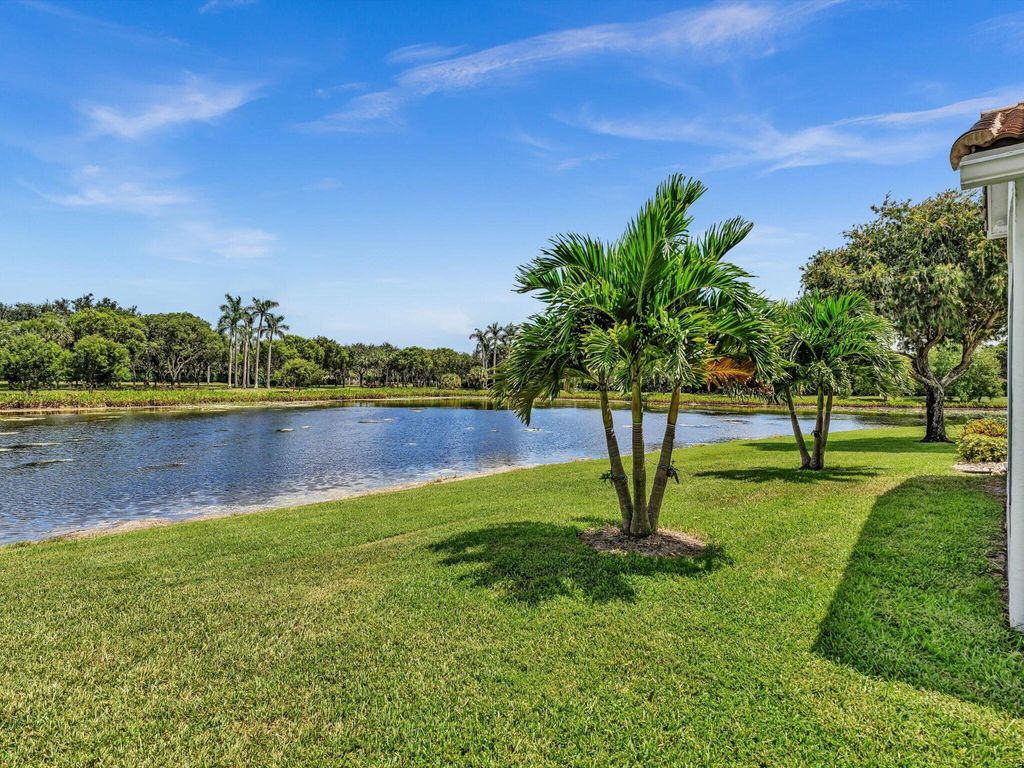 Photo of 12700 Coral Lakes Drive, Boynton Beach, FL 33437 (MLS # R11116570)