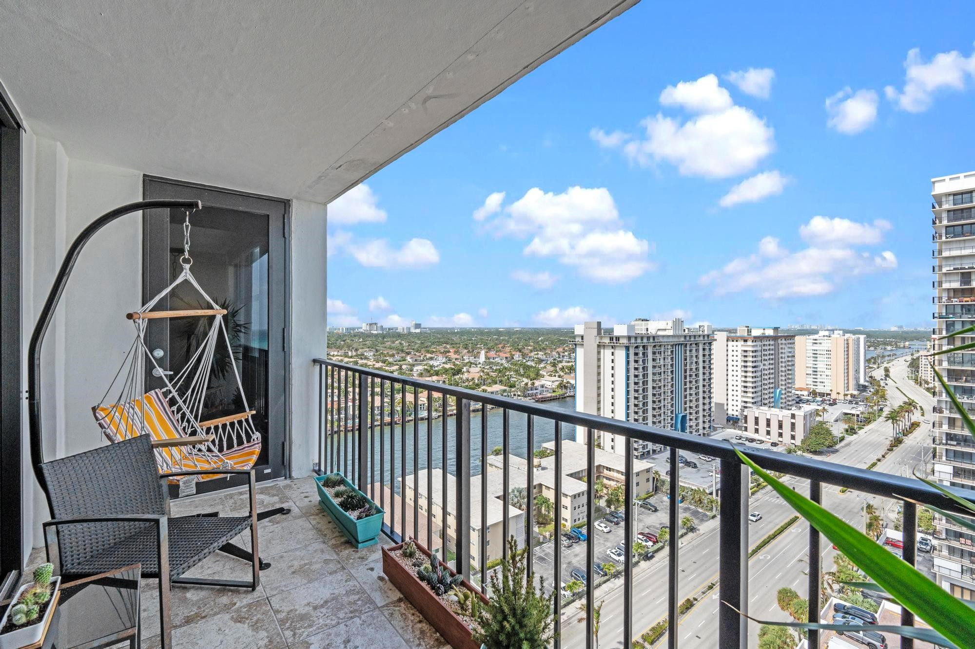 QUADOMAIN - Residential