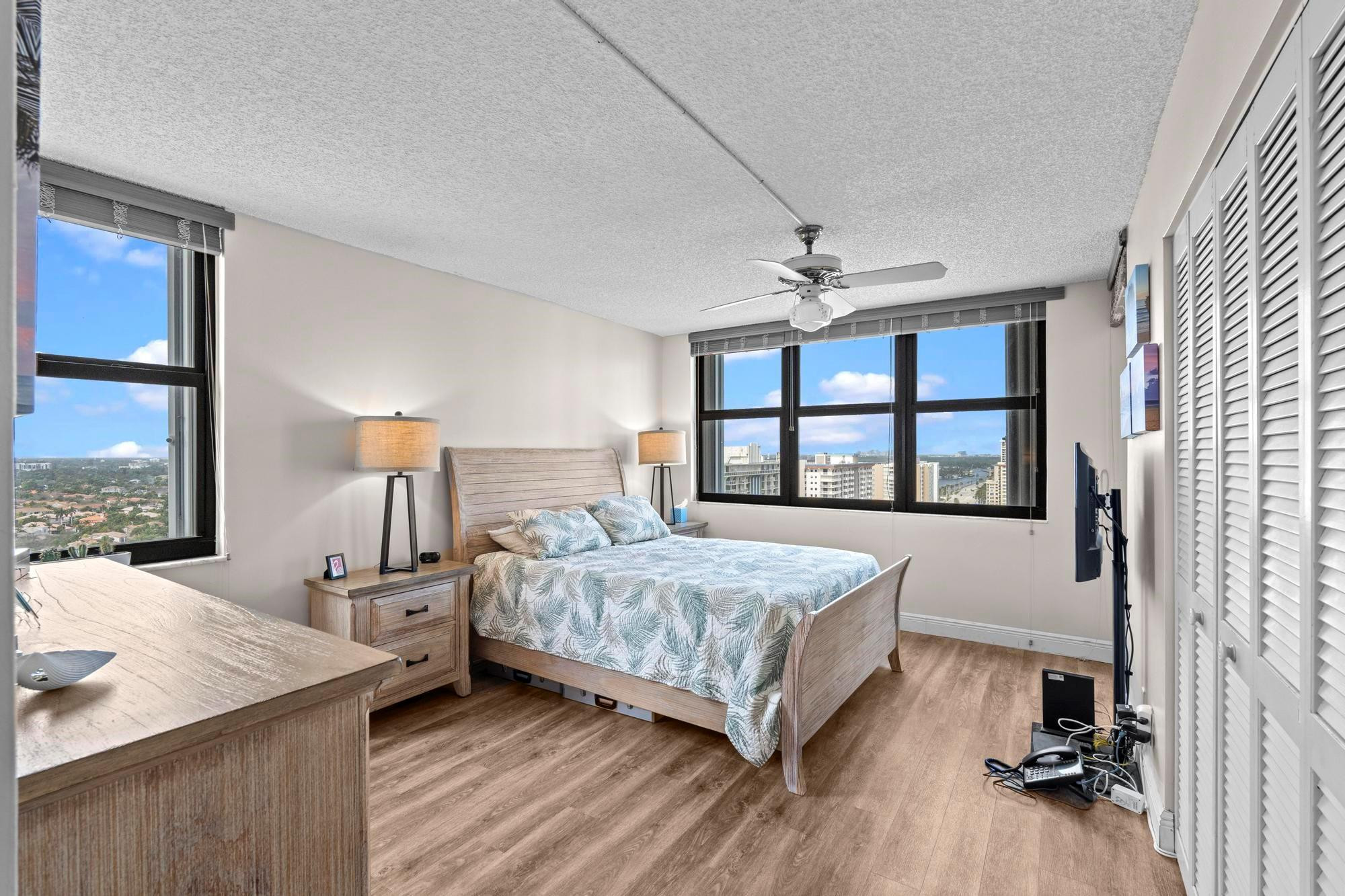 QUADOMAIN - Residential