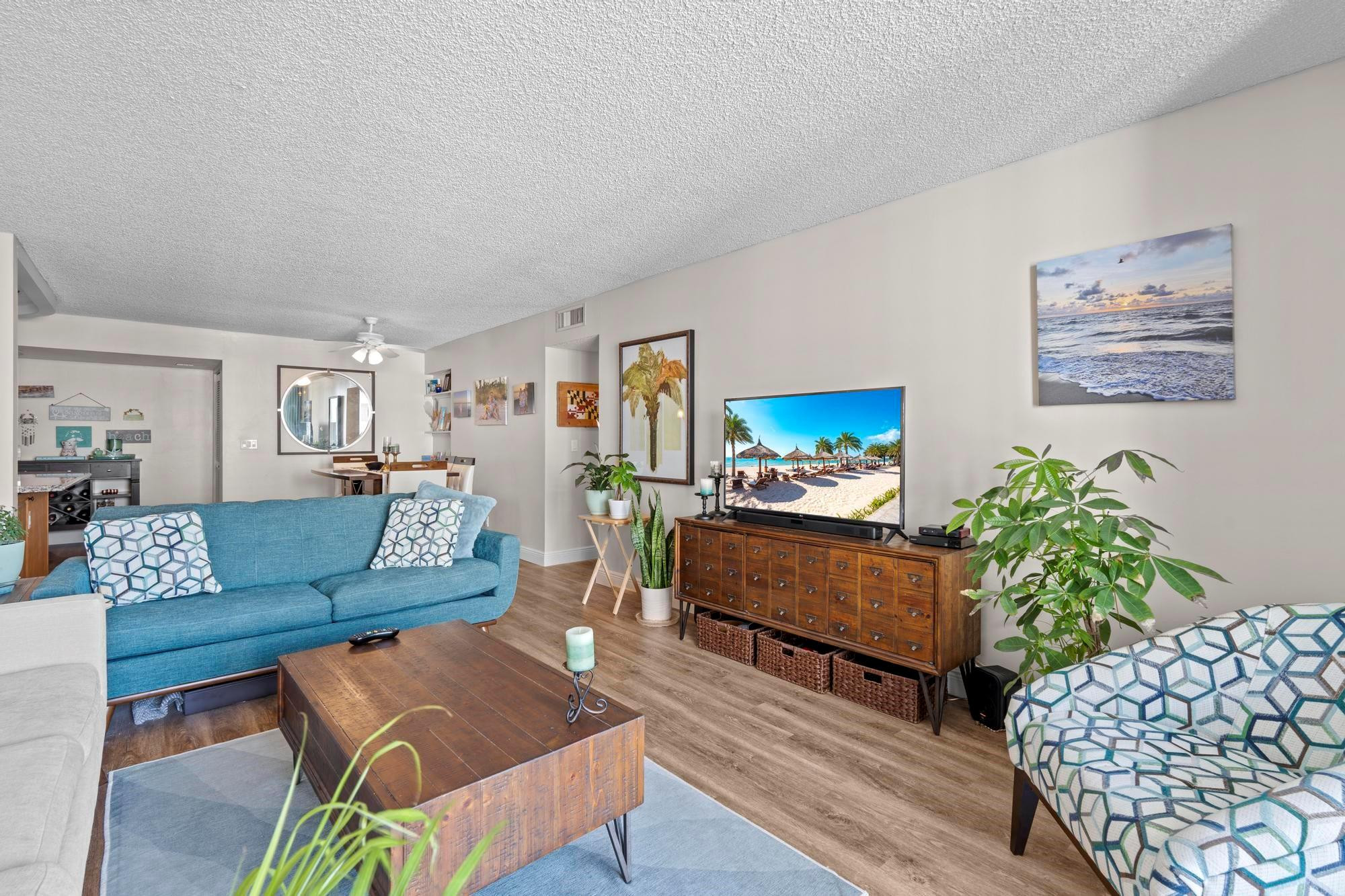 QUADOMAIN - Residential