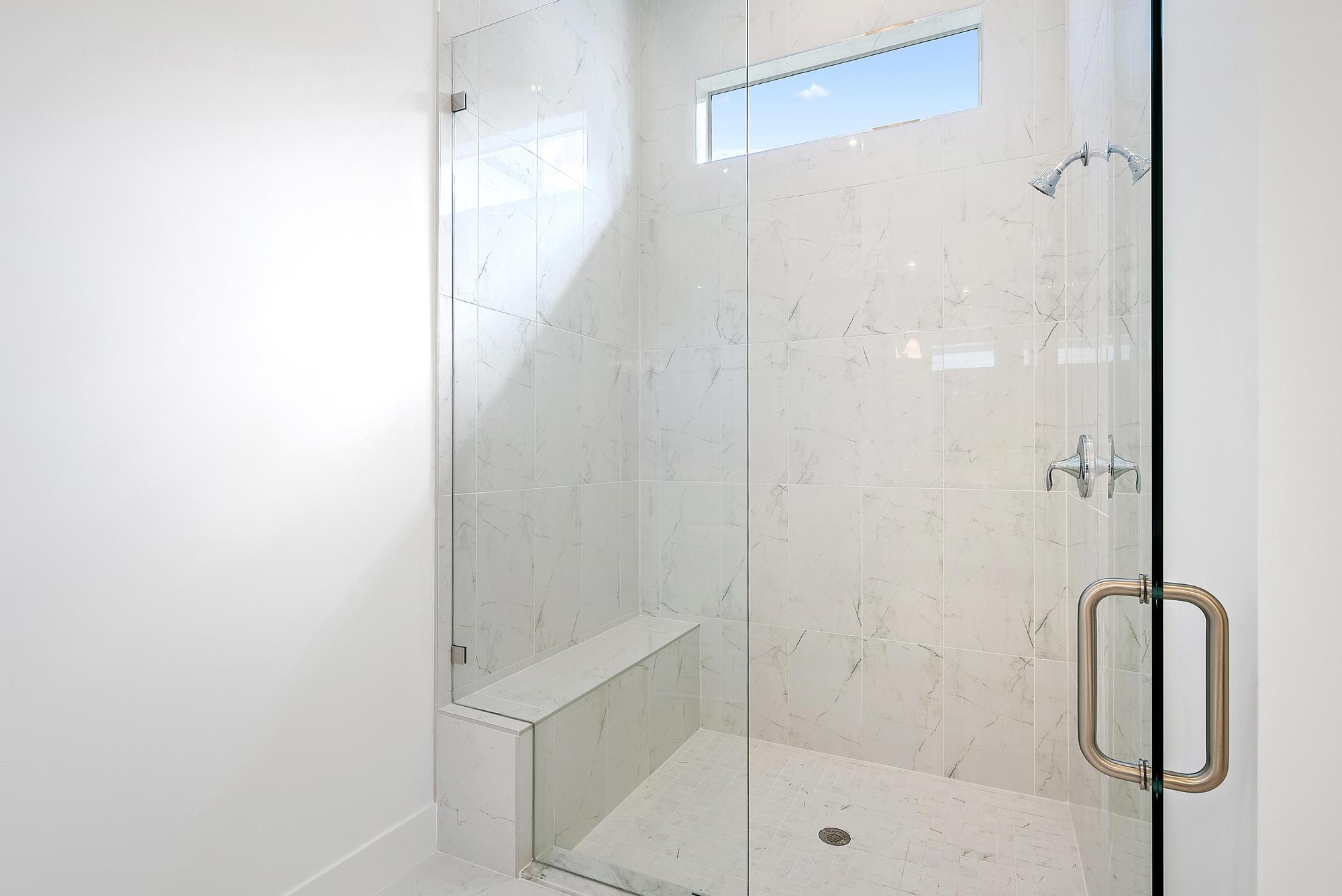 AVENIR - Residential Lease