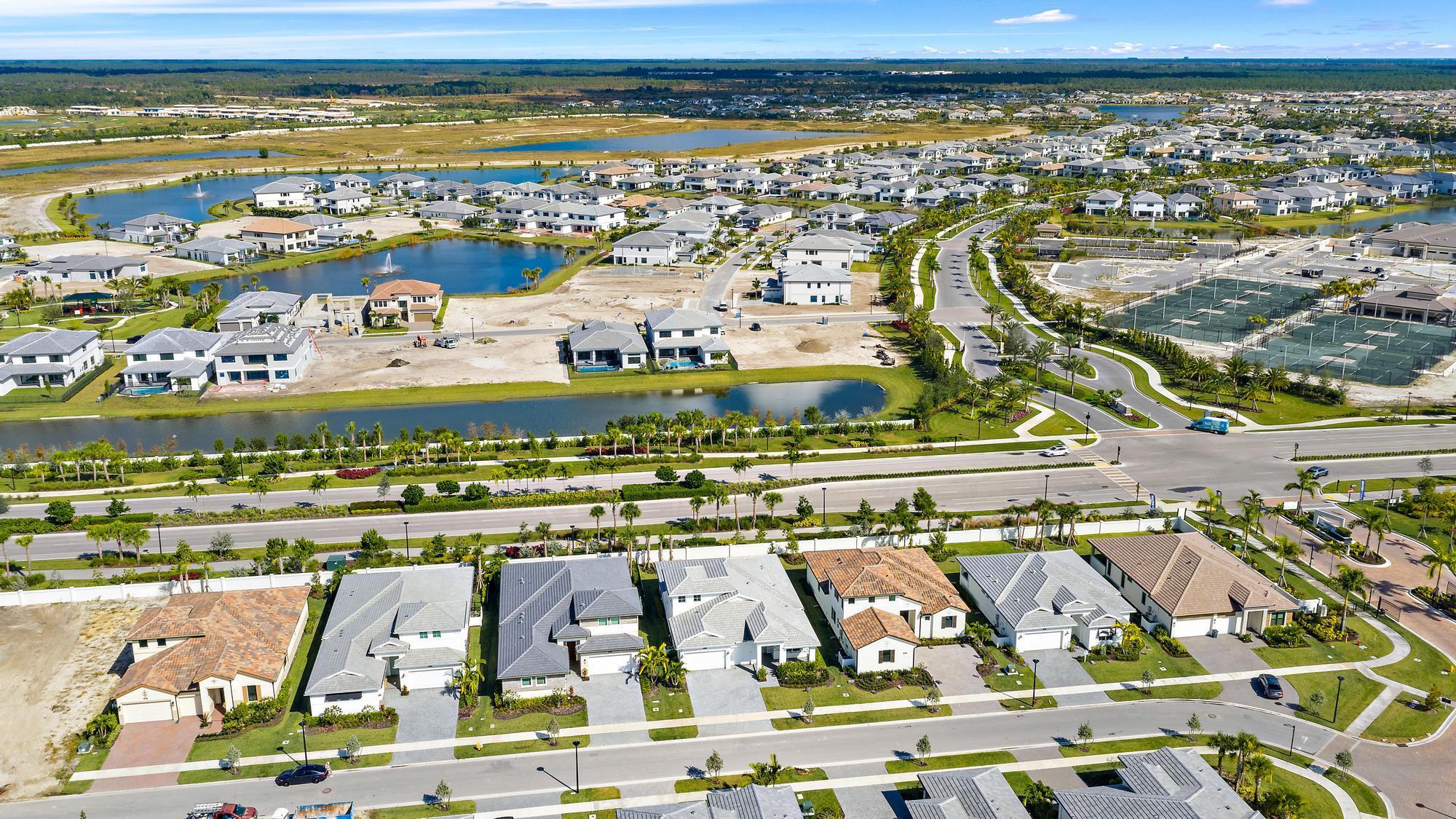 AVENIR - Residential Lease