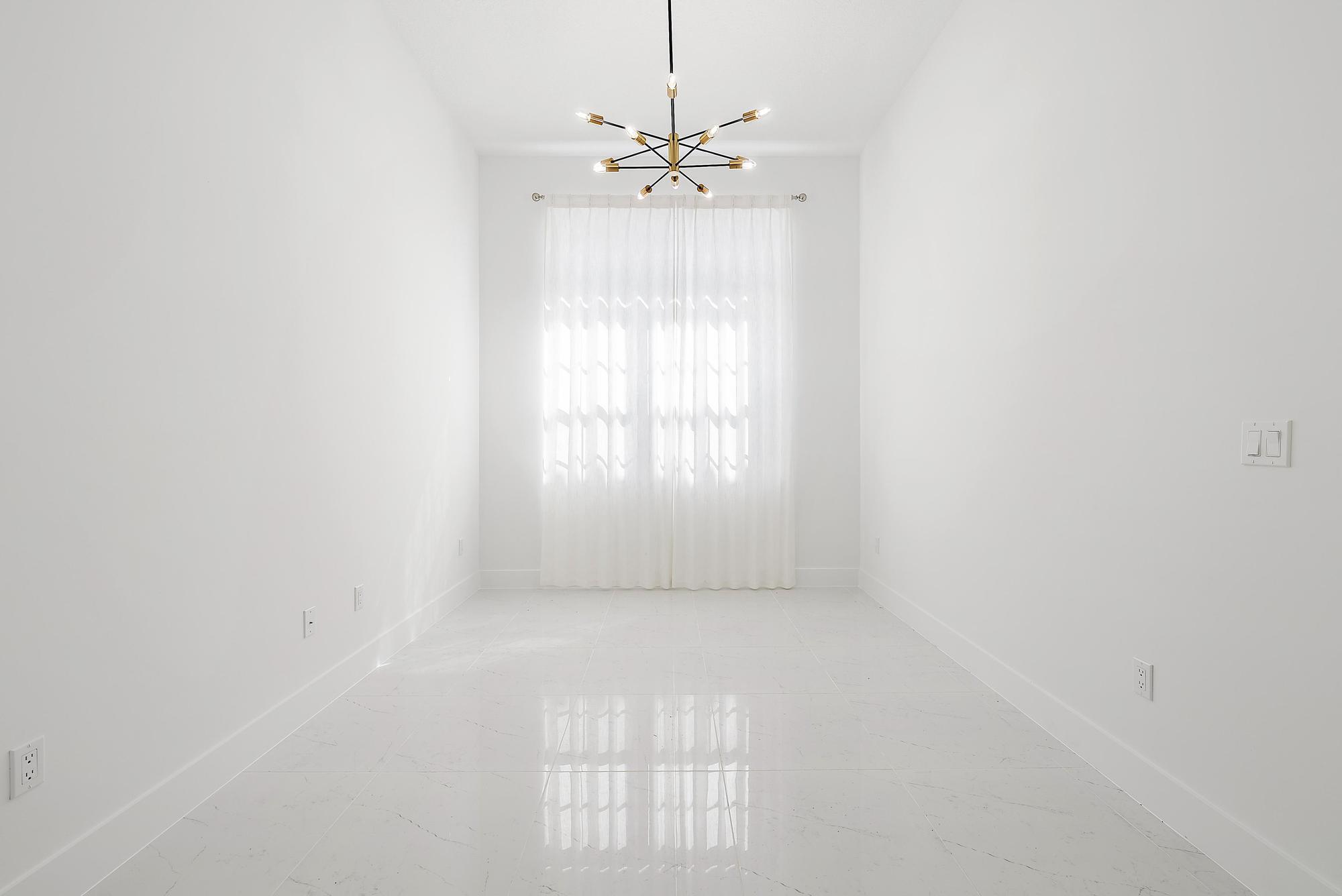 AVENIR - Residential Lease