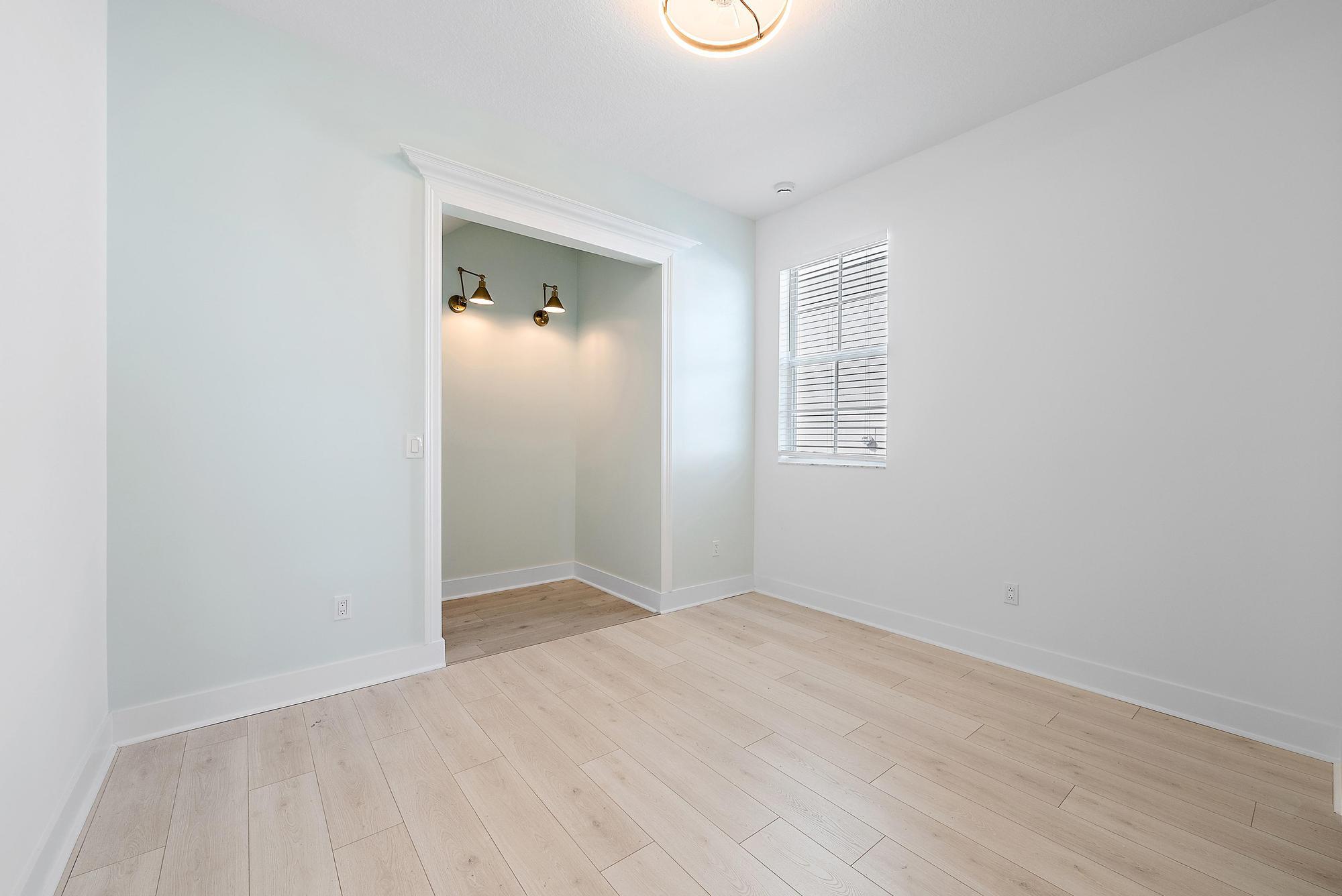 AVENIR - Residential Lease