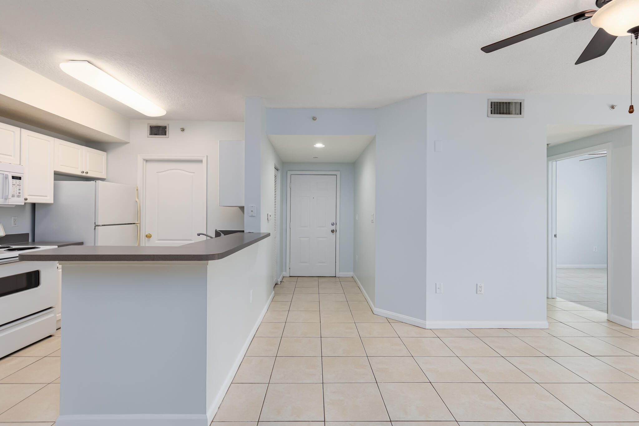 5095 Fairways Circle 107