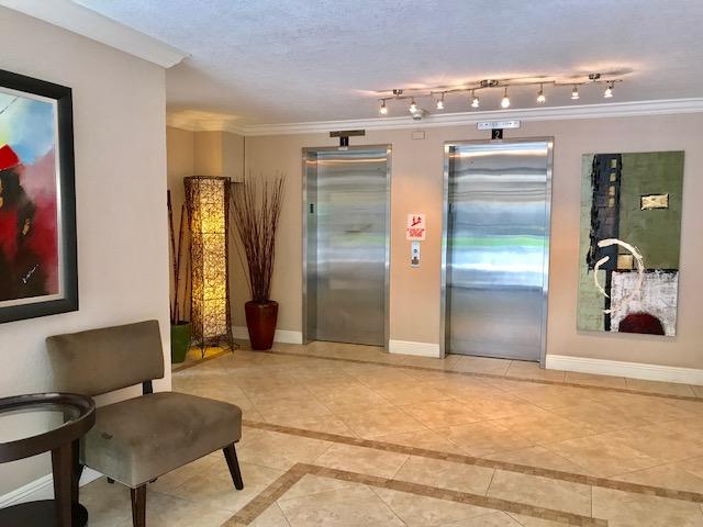 Palm-Aire Country Club Condo 14 - Residential Lease