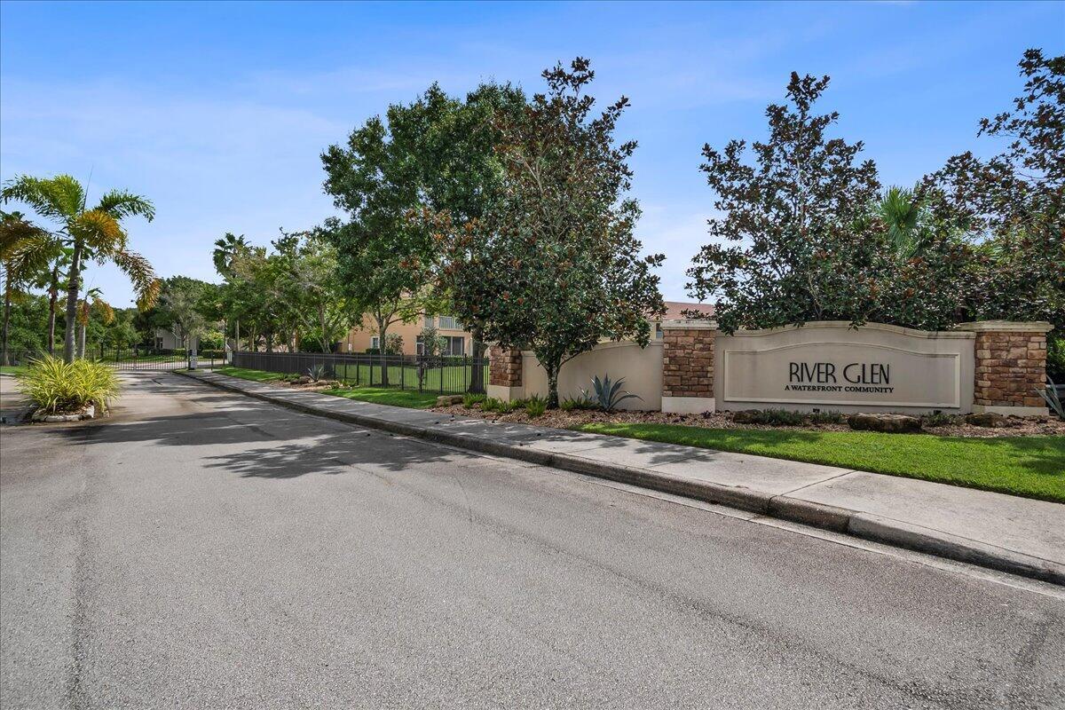 RIVER GLEN - Residential