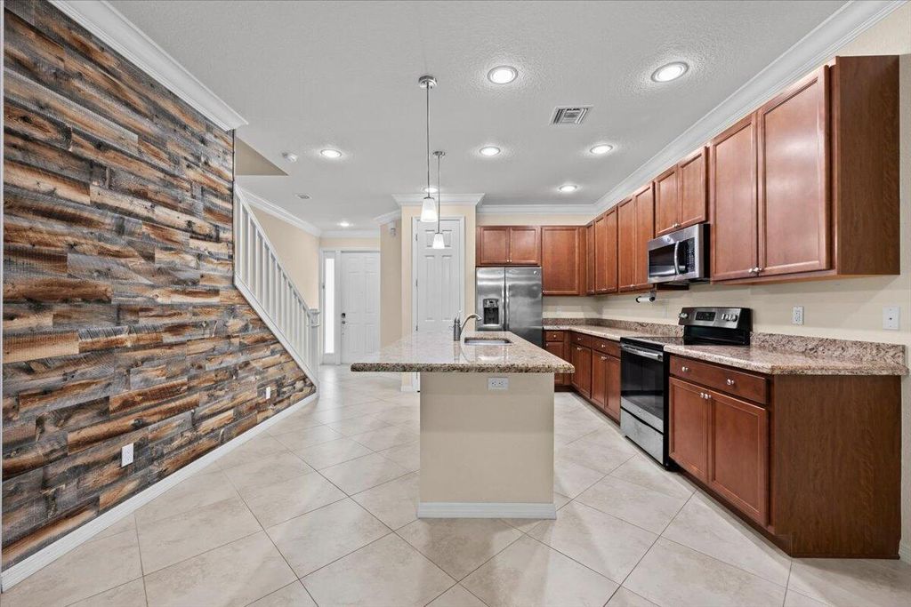 Photo of 535 SW Glen Crest Way, Stuart, FL 34997 (MLS # R11133500)