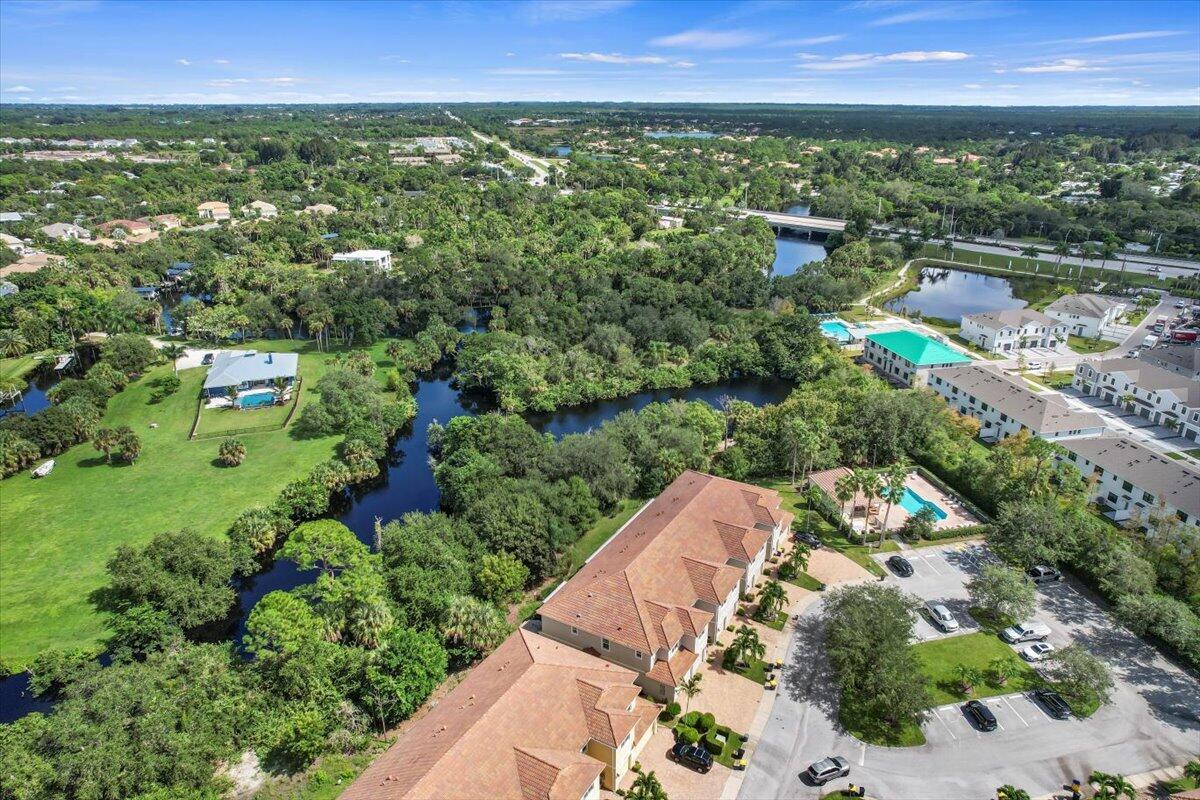 RIVER GLEN - Residential