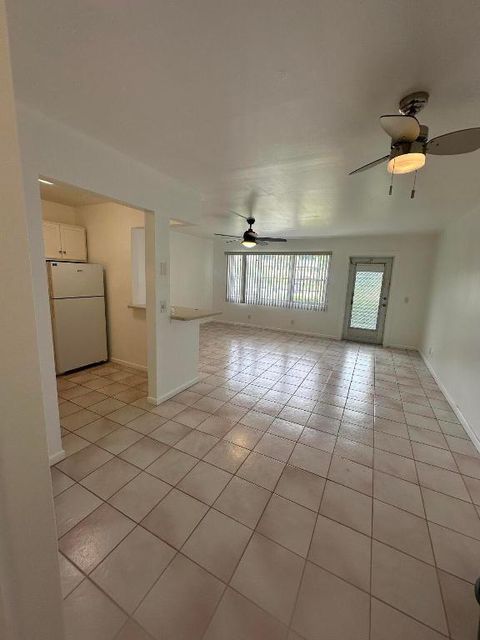 377 Windsor Q West Palm Beach FL 33417