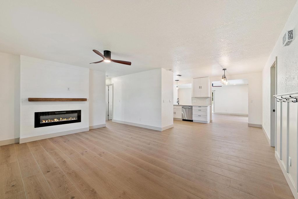 Photo of 549 NW Salina Terrace, Port Saint Lucie, FL 34983 (MLS # R11150497)