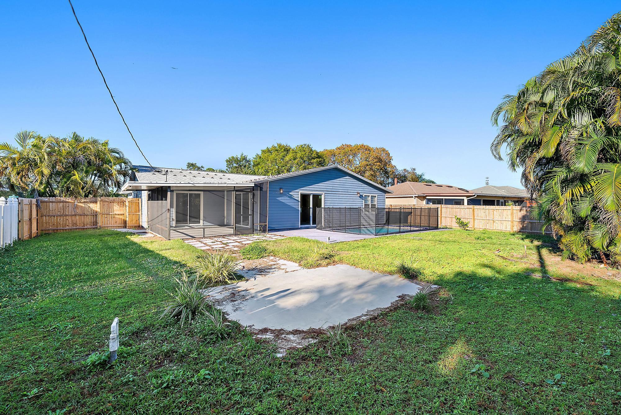 PORT ST LUCIE SECTION 25 - Residential Lease