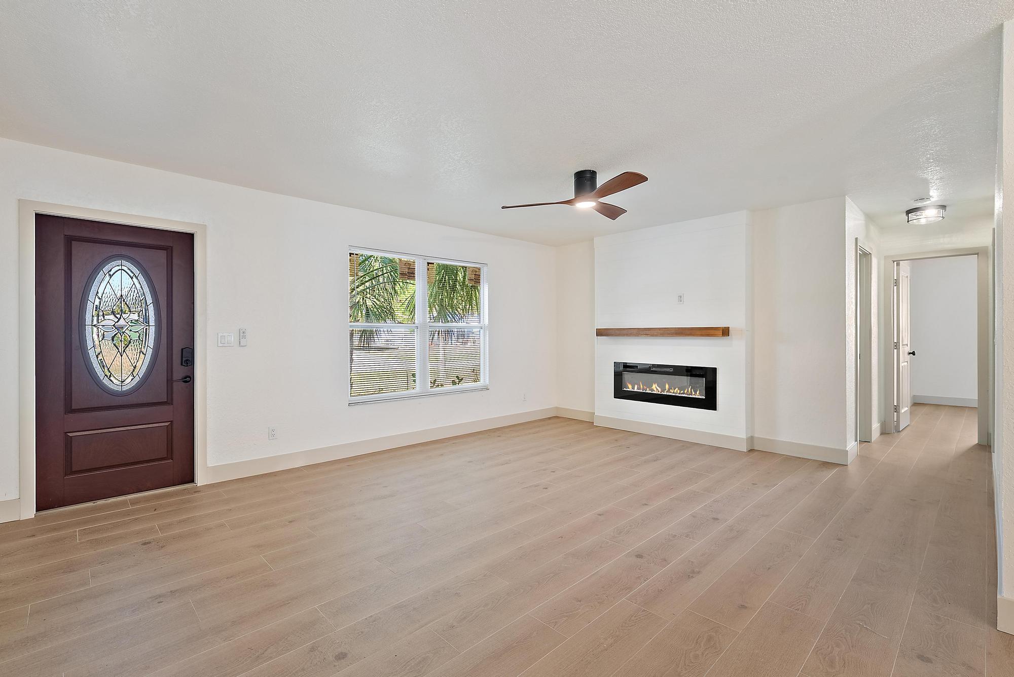 PORT ST LUCIE SECTION 25 - Residential Lease