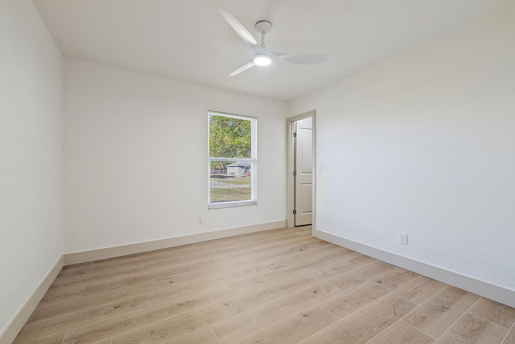 PORT ST LUCIE SECTION 25 - Residential Lease