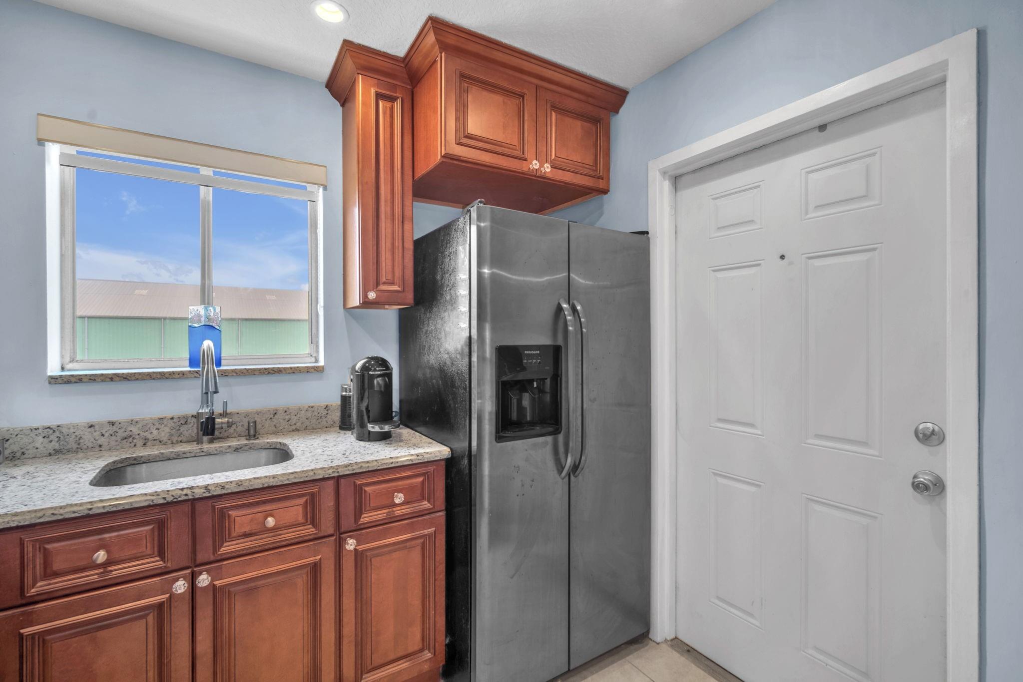 200 Waterway Dr 309