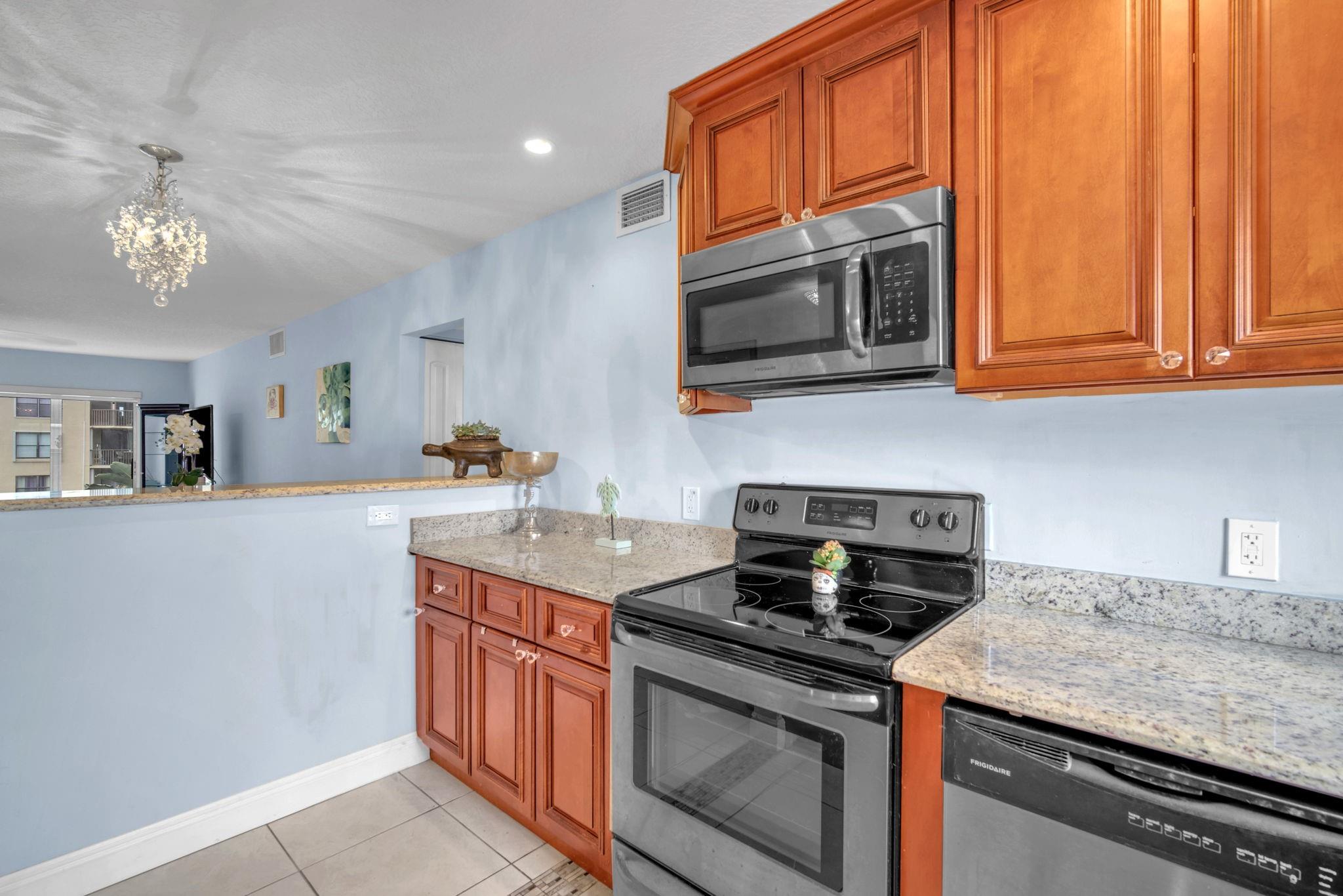 200 Waterway Dr 309