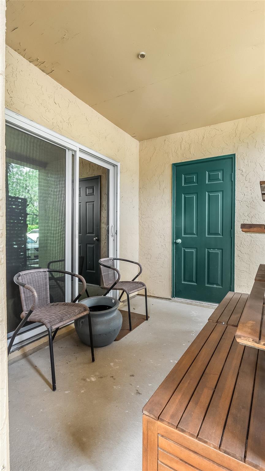 SAVANNAH AT RIVERSIDE CON - Residential
