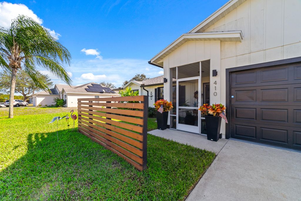 Photo of 410 SW Alcan Drive, Port Saint Lucie, FL 34953 (MLS # R10943151)