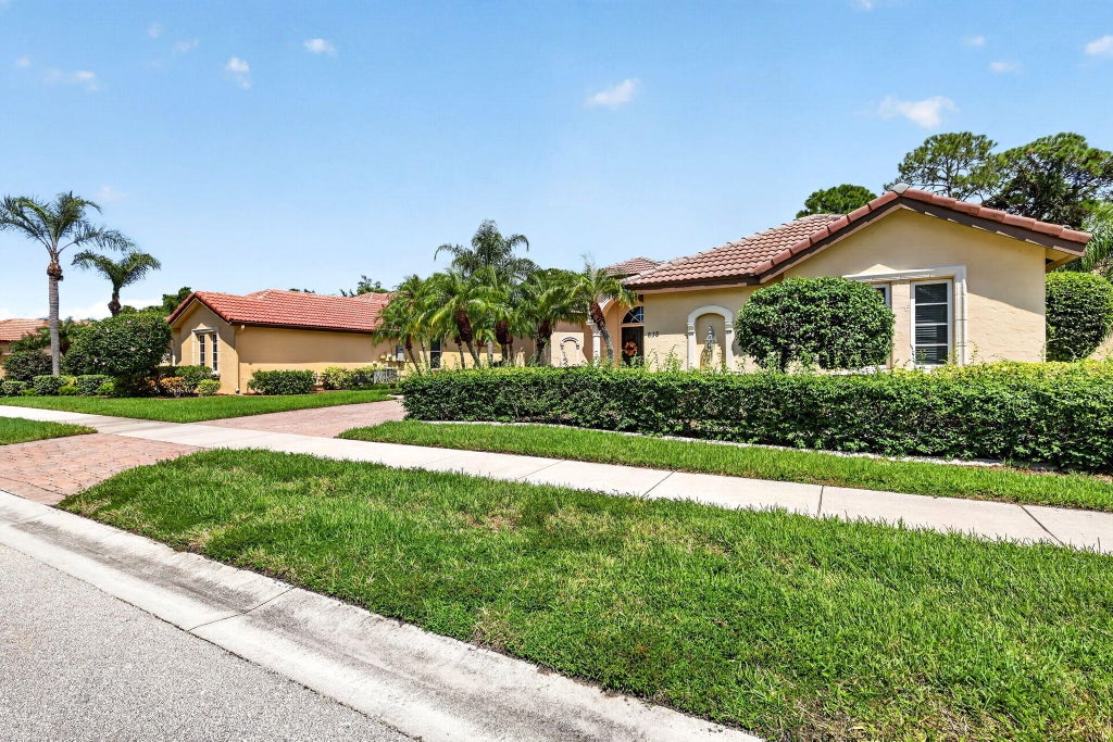 Photo of 838 SW GRAND RESERVES Boulevard, Port Saint Lucie, FL 34986 (MLS # B26074977)